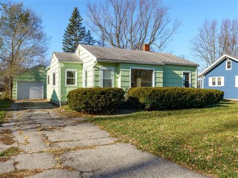 Zillow has 18 homes for sale near Pennfield Middle School in Battle Creek MI. View listing photos, review sales history, and use our detailed real estate ...